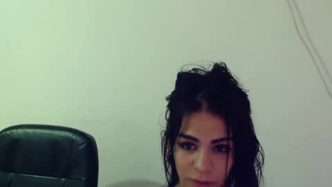 lindsey_2023 online show from 13, 12, 2024