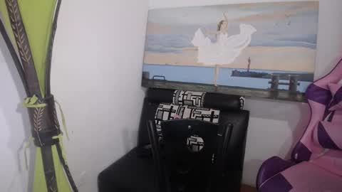 lindsey_2023 online show from 16, 1, 2025