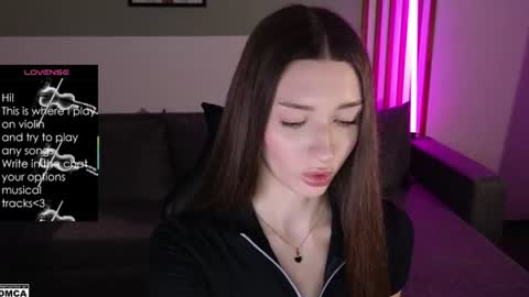 Snapshot of lindsey_mey chatting on 5, 7, 2026 Lindsey online show from 5, 7, 2026