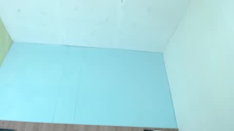 V A L E  N T I N A online show from 1, 10, 2025