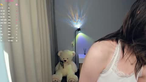Snapshot of linistar chatting on 14, 9, 2025 Lina online show from 14, 9, 2025