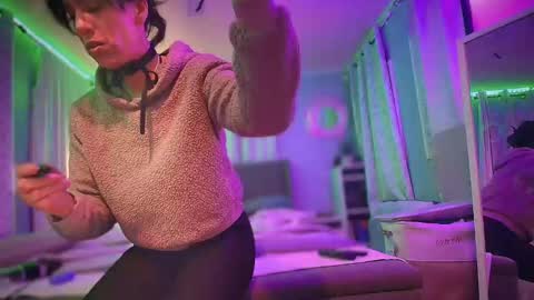 Snapshot of linuxgirlsudosu chatting on 9, 3, 2025 linuxgirlsudosu online show from 9, 3, 2025