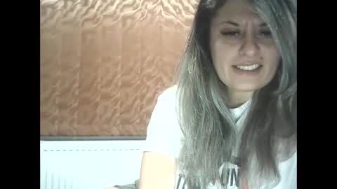 lionessmom online show from 29, 11, 2025