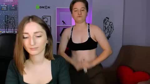Snapshot of lira_lune chatting on 3, 10, 2025 lira li online show from 3, 10, 2025