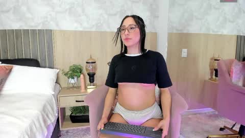 Snapshot of liriasweetie chatting on 2, 5, 2026 liria online show from 2, 5, 2026