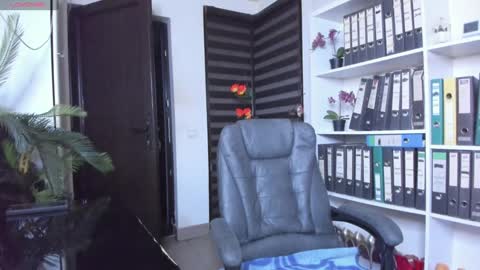 lisa online show from 30, 11, 2025