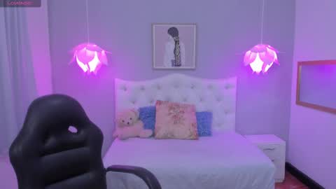 Lisa online show from 21, 2, 2025