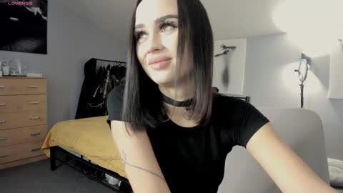 lisa__johnson online show from 3, 11, 2025