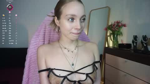 Snapshot of lisa_babymetal chatting on 19, 12, 2024 Lisa online show from 19, 12, 2024