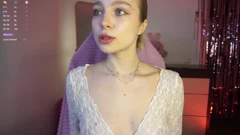 Snapshot of lisa_babymetal chatting on 4, 3, 2025 Lisa online show from 4, 3, 2025