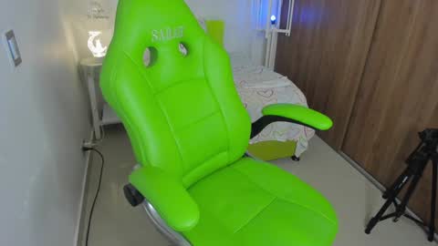 Lisa  online show from 7, 2, 2025