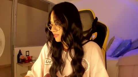 Lisa Thompson online show from 30, 10, 2025