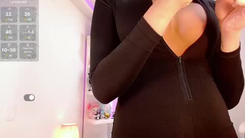 Snapshot of lisahadidd chatting on 14, 2, 2025 lisahadidd online show from 14, 2, 2025