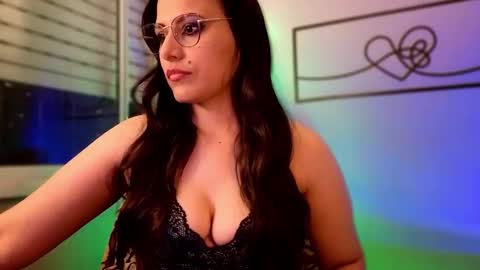 Snapshot of lisainthesky chatting on 17, 11, 2025 lisainthesky online show from 17, 11, 2025