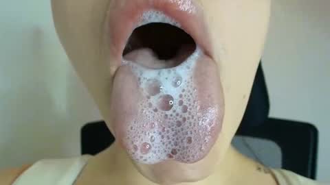 Snapshot of lisbet_21x chatting on 28, 10, 2025 Lisbet online show from 28, 10, 2025