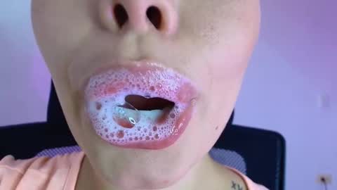 Snapshot of lisbet_21x chatting on 21, 11, 2025 Lisbet online show from 21, 11, 2025