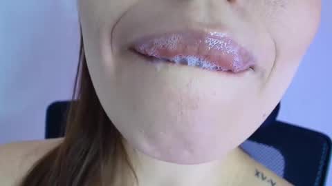 Snapshot of lisbet_21x chatting on 18, 12, 2025 Lisbet online show from 18, 12, 2025