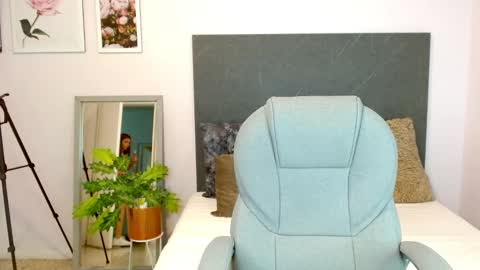 Liseth Fox online show from 18, 1, 2025