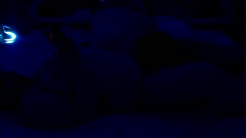 Snapshot of lish_n_tits chatting on 12, 10, 2025 lish_n_tits online show from 12, 10, 2025