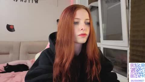 Snapshot of lisiasweet chatting on 4, 11, 2025 Lika online show from 4, 11, 2025