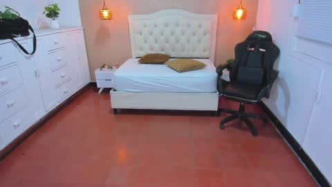 L I S S A  online show from 18, 1, 2025