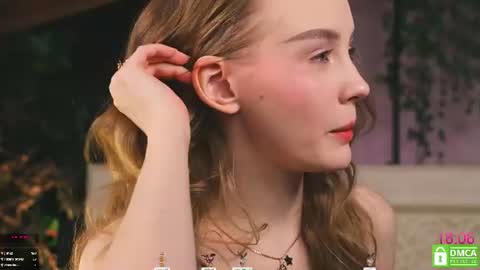 Snapshot of lissa_meooow chatting on 18, 6, 2026 your Liza again. Next stream Dec. 1 at 2 or 3 GMT online show from 18, 6, 2026