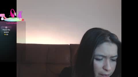 Danni online show from 6, 11, 2025