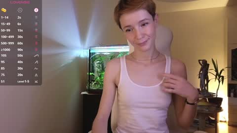 Snapshot of litllle_alis_a chatting on 31, 12, 2024 Alisa online show from 31, 12, 2024
