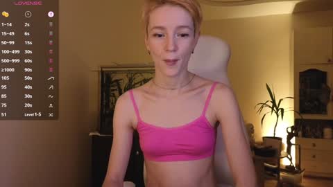 Snapshot of litllle_alis_a chatting on 21, 1, 2025 Alisa online show from 21, 1, 2025