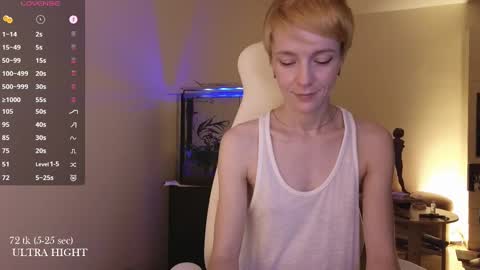 Snapshot of litllle_alis_a chatting on 25, 2, 2025 Alisa online show from 25, 2, 2025