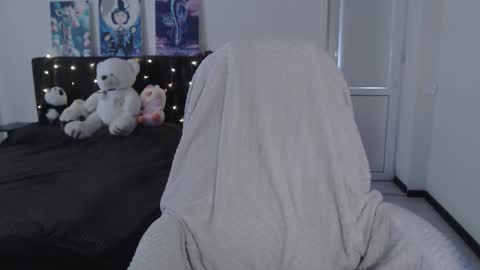 little__flowers online show from 25, 9, 2025