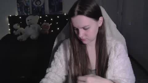 little__flowers online show from 23, 12, 2025