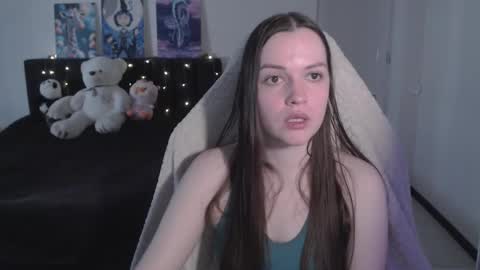 little__flowers online show from 10, 3, 2026