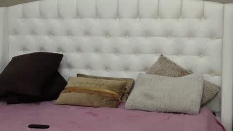 Snapshot of little__iris chatting on 13, 1, 2025 Iris online show from 13, 1, 2025