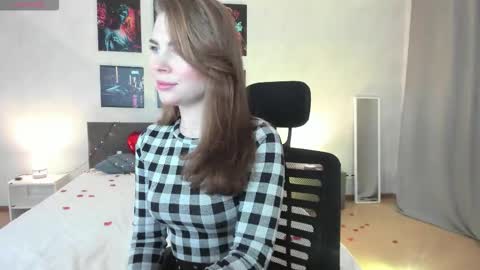 Snapshot of little__isabel chatting on 13, 2, 2026 Isabel online show from 13, 2, 2026