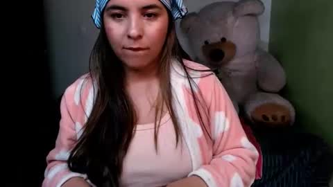 Snapshot of little__samantha_ chatting on 23, 7, 2026 Samantha. online show from 23, 7, 2026