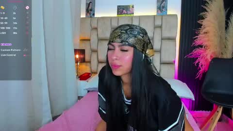 Snapshot of little__sophie18 chatting on 12, 5, 2026 Sophie ---- connected from 1400 to 2100 Colombia time online show from 12, 5, 2026
