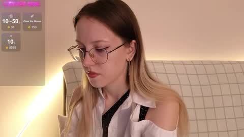 little_bliss online show from 25, 10, 2025