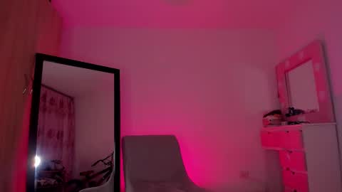 Emily online show from 26, 9, 2025