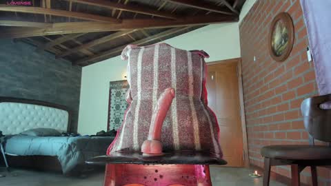 Izzi online show from 5, 12, 2024