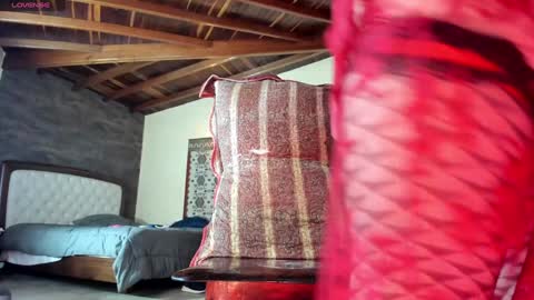 Izzi online show from 9, 1, 2025