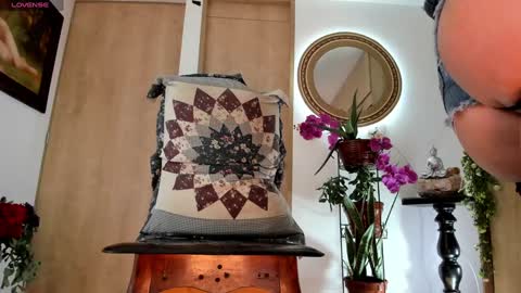 Izzi online show from 11, 3, 2025