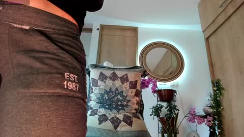 Izzi online show from 23, 10, 2025