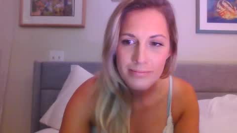 Snapshot of little_lies chatting on 28, 2, 2025 little lies online show from 28, 2, 2025