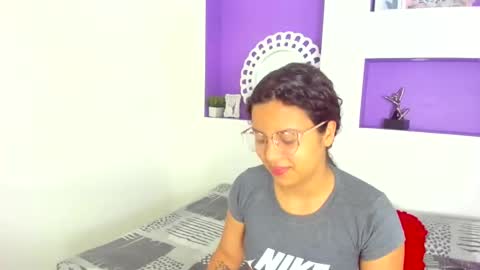 Snapshot of little_lilith_apple chatting on 21, 9, 2025 little_lilith_apple online show from 21, 9, 2025