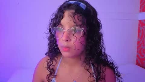 Snapshot of little_lilith_apple chatting on 24, 9, 2025 little_lilith_apple online show from 24, 9, 2025