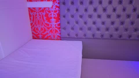 Snapshot of little_lilith_apple chatting on 6, 10, 2025 little_lilith_apple online show from 6, 10, 2025