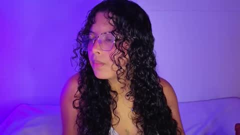 Snapshot of little_lilith_apple chatting on 10, 10, 2025 little_lilith_apple online show from 10, 10, 2025