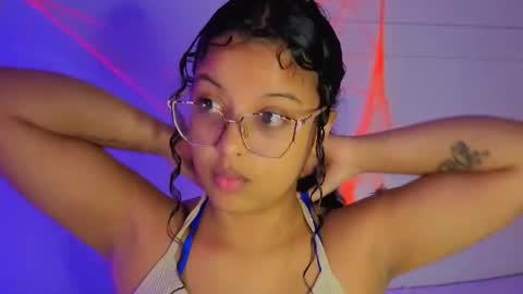 Snapshot of little_lilith_apple chatting on 27, 10, 2025 little_lilith_apple online show from 27, 10, 2025