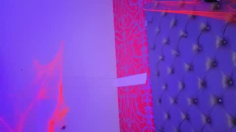 Snapshot of little_lilith_apple chatting on 30, 10, 2025 little_lilith_apple online show from 30, 10, 2025